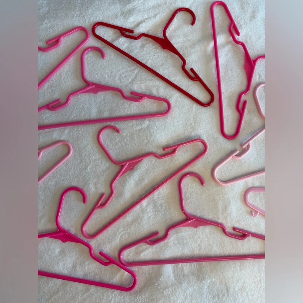 Lot of 10 Mixed Pink Plastic Children’s Hangers